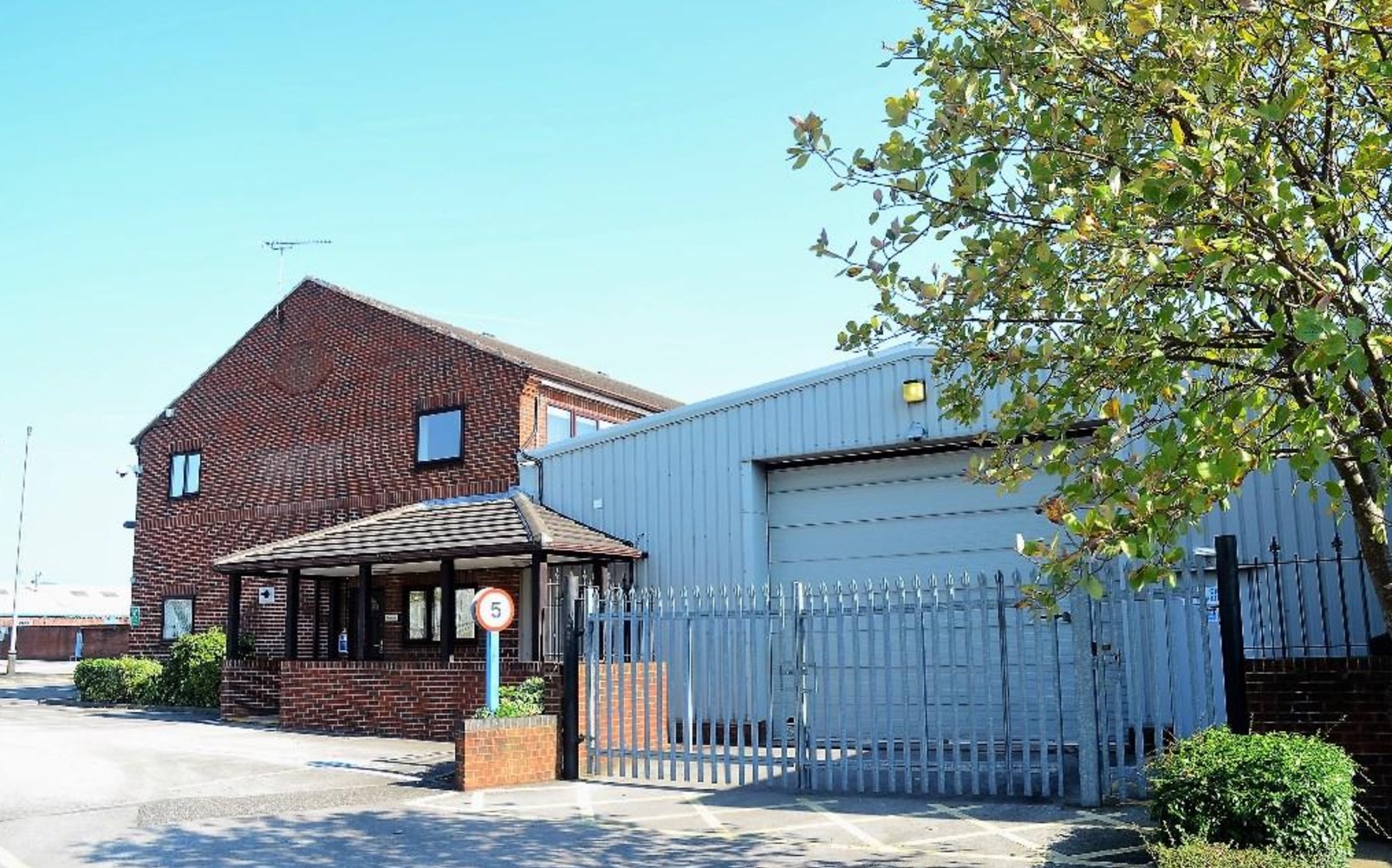 FORMER SERCEL, BIRCHWOOD WAY, COTES PARK INDUSTRIAL ESTATE, SOMERCOTES